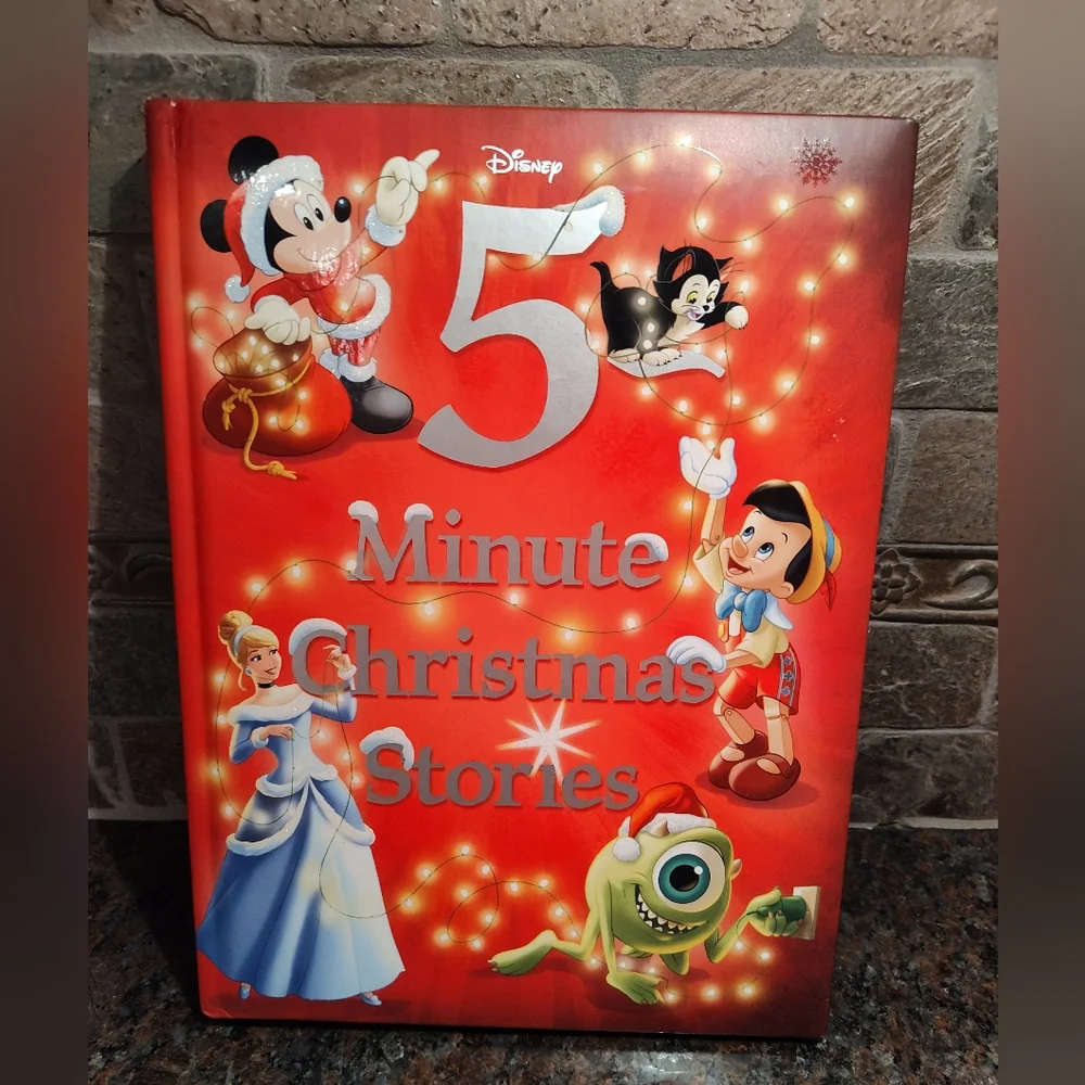 Disney 5 Minute Christmas Stories Book, Hardcover